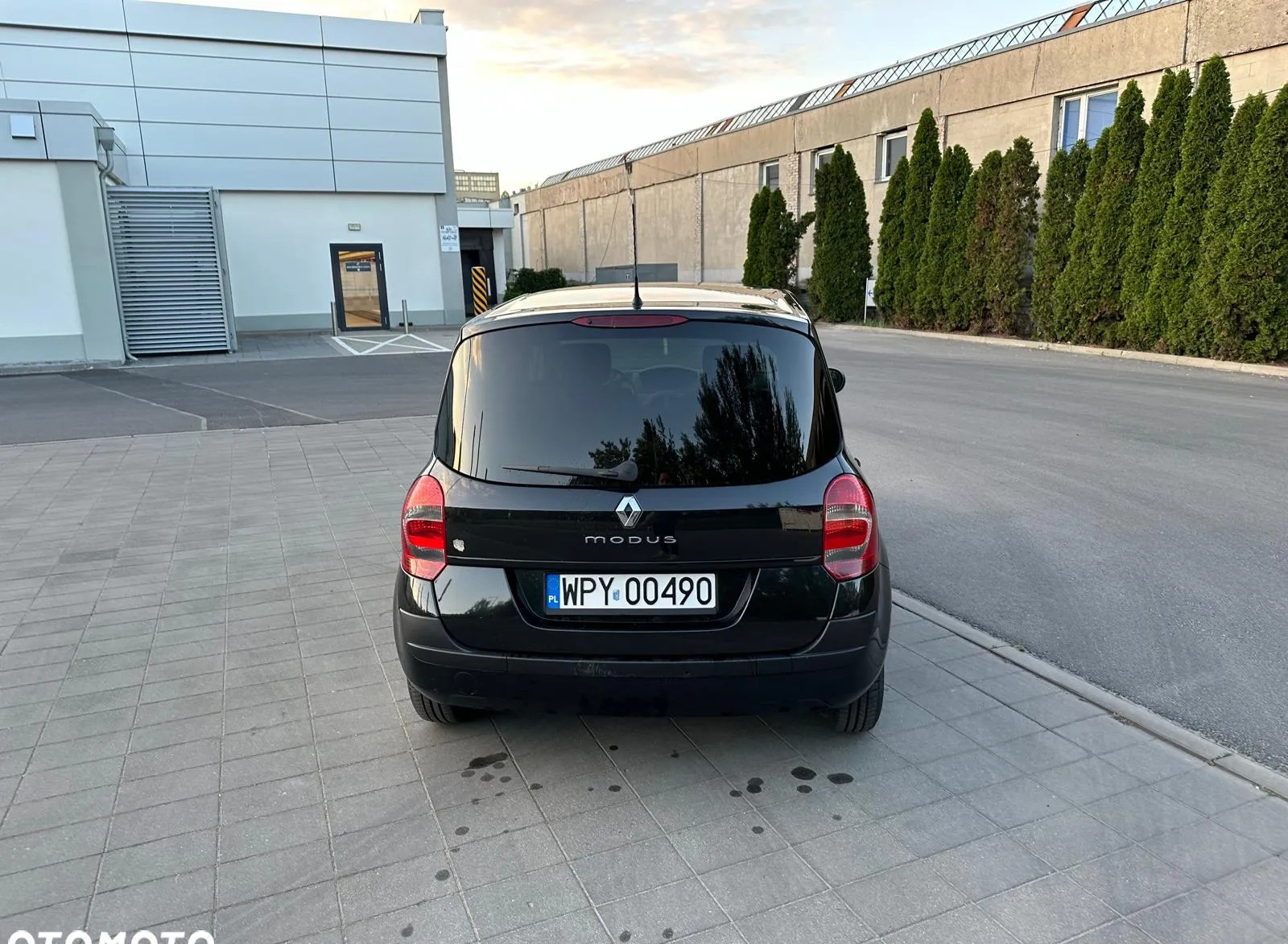 Renault Modus cena 7490 przebieg: 178000, rok produkcji 2008 z Łódź małe 67
